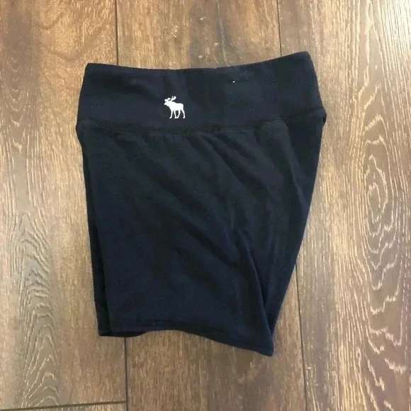 Abercrombie Kids Stretch Shorts - Picture 3 of 3